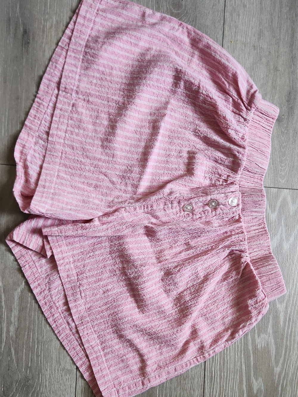 Lounging Casual  Women's Pink Textured Cotton Pull-On Shorts Size S
